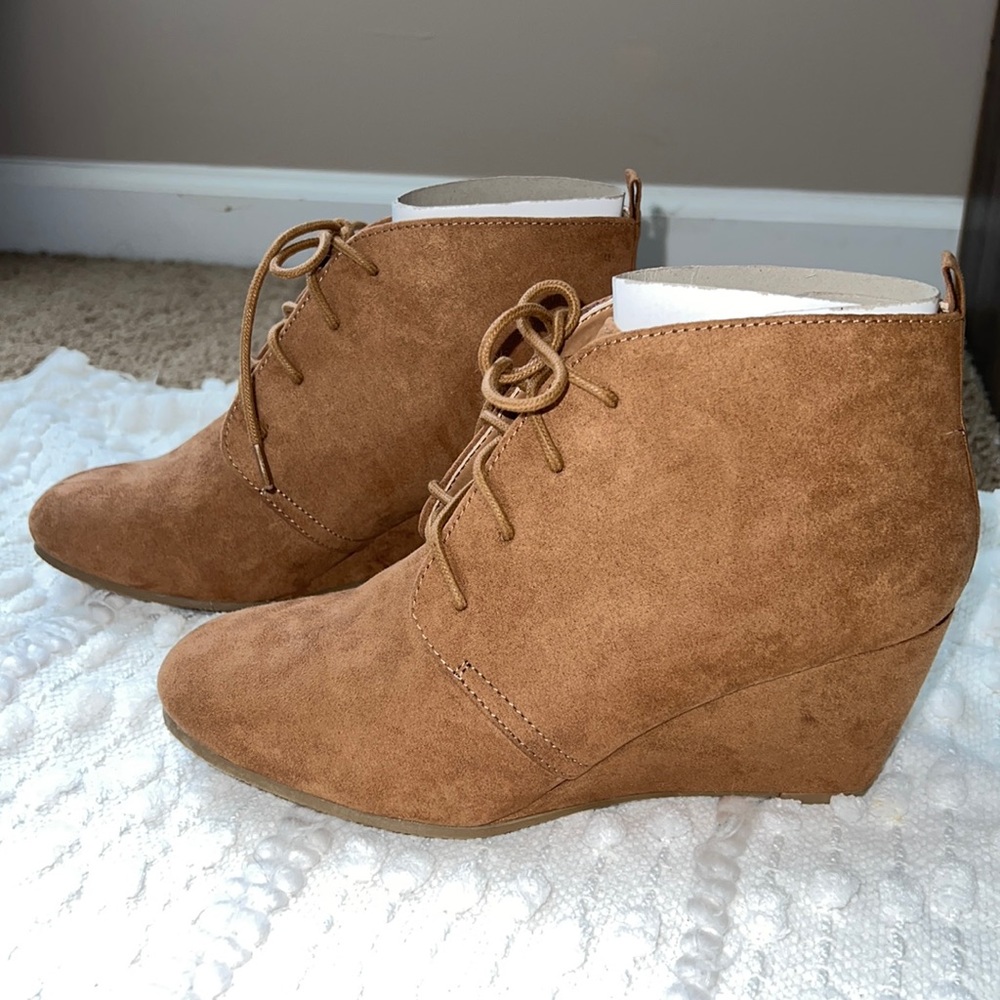 Brand new wedge boots